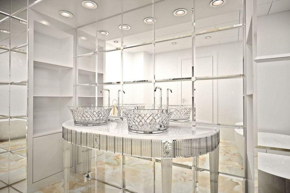 Designerskie meble łazienkowe i lustra na Cersaie 2019